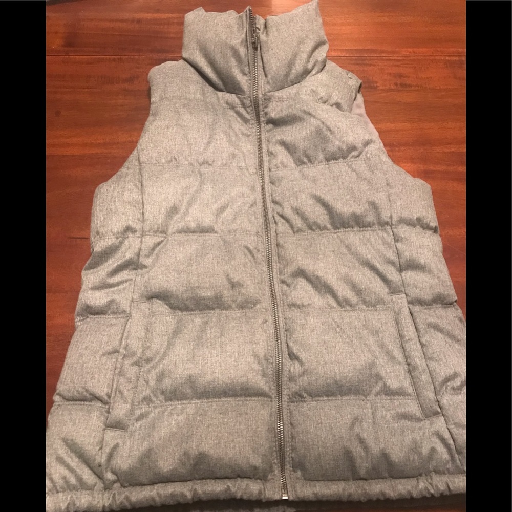 Old Navy Puffer Vest
